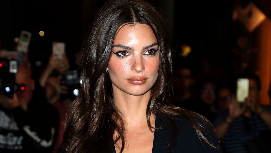 Emily Ratajkowski reklamuje swoją markę