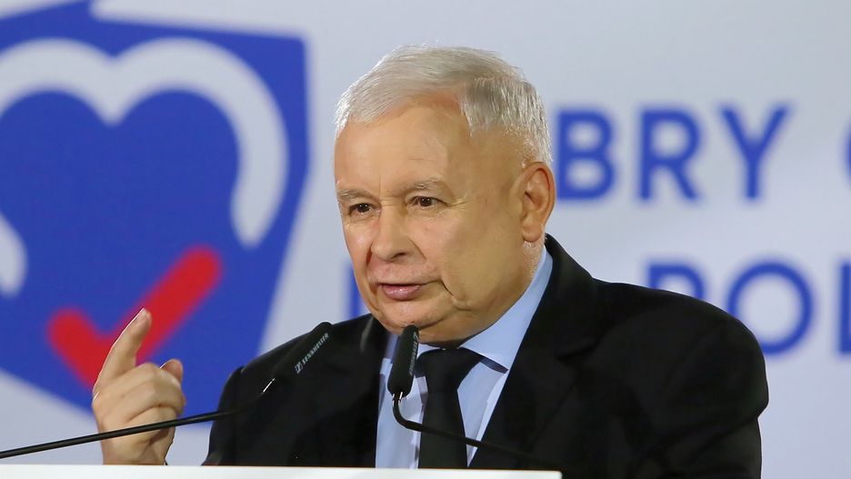 Jarosław Kaczyński przemawia na konwencji PiS przed wyborami parlamentarnymi