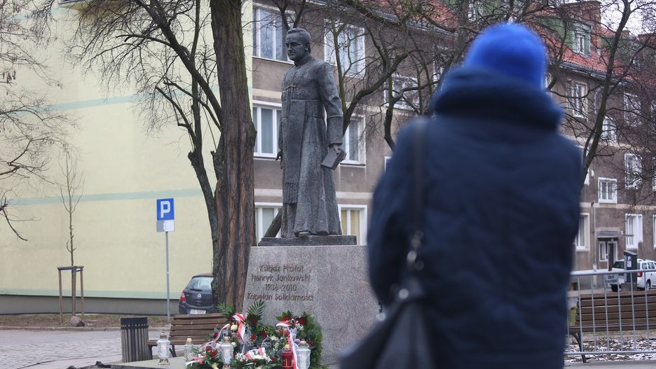 Barbara Borowiecka nie ma wątpliwości: ks. Jankowski zrobił wiele dobrego, ale jego złe czyny wobec dzieci przeważają