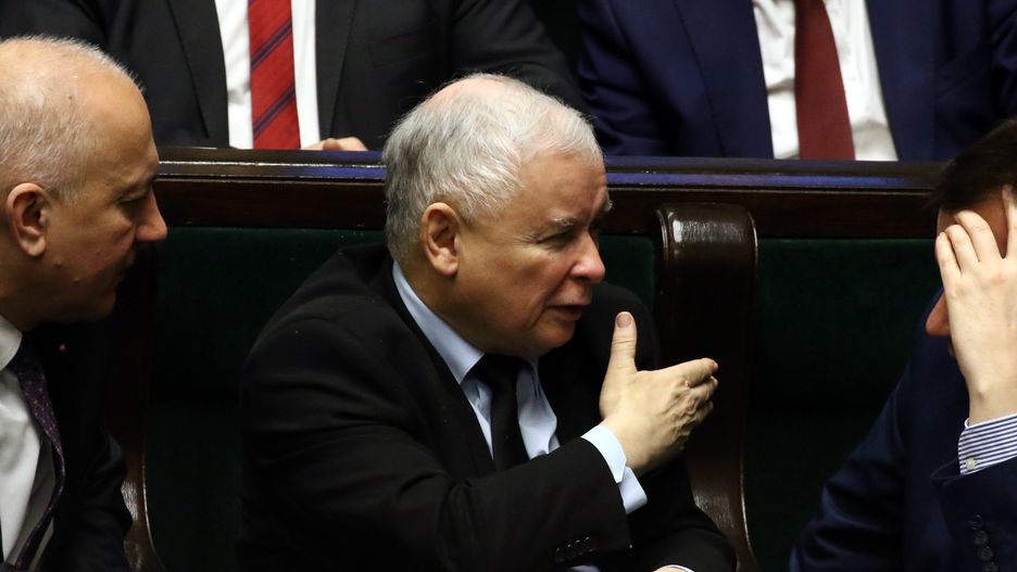 "Dla 'zakonników' PiS to imperium, tak nauczył ich Kaczyński" - czytamy