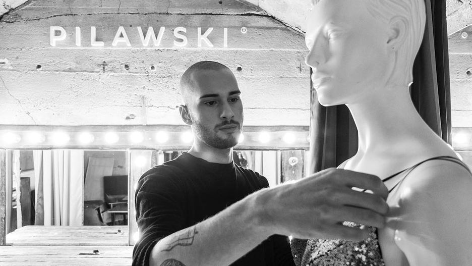 Bartek Pilawski w swojej pracowni
