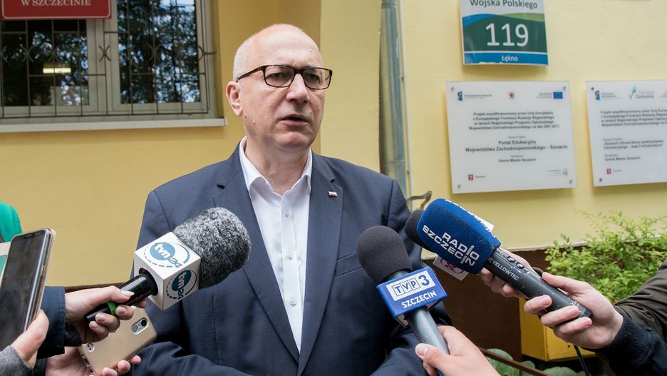 IKEA zwolniła pracownika. Komentarz europosła PiS.