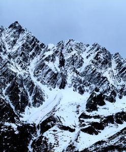 Czterech turystów zmarło w Alpach. Pięciu walczy o życie