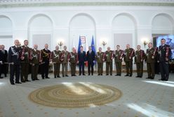 Błaszczak likwiduje weekendowe kursy generalskie. "Ich poziom to dramat"