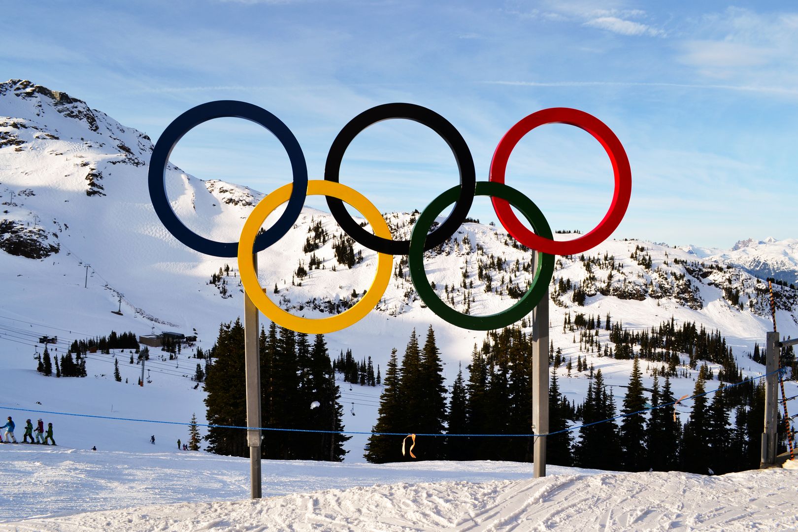 Za każdym medalem zdobytym na Igrzyskach Olimpijskich kryje się historia ciężkiej pracy, chwil zwątpienia oraz ciągłego pokonywania własnych słabości.
