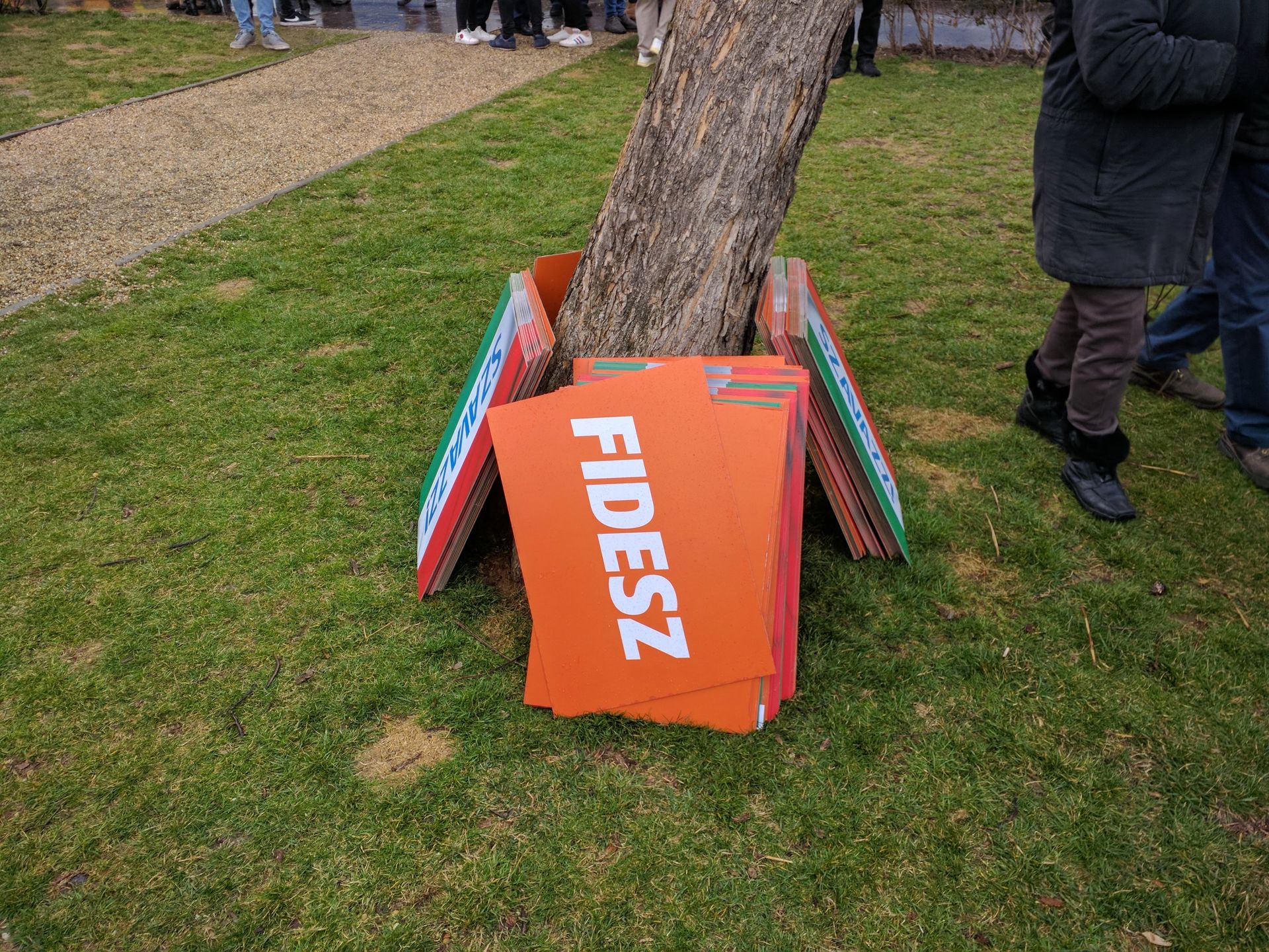 Fidesz Viktora Orbana zrobił ze święta państwowego element kampanii wyborczej. 