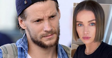 Sebastian Fabijański pochwalił się muskulaturą na tarasie. Jego basen rozbawił internautów. Tak mieszka po rozstaniu z Maffashion