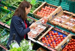 Wielka Sobota – sklepy nieobjęte zakazem handlu. Do której w Wielką Sobotę jest czynna Biedronka, Lidl, Carrefour i Tesco?