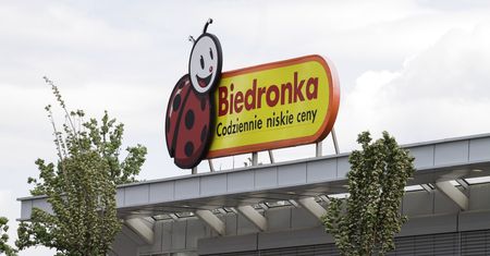 Ewakuacja w Biedronce w Pionkach. Na miejsce przyjechały służby