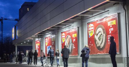 Wielkanoc 2020. Sklepy w Wielką Sobotę. Sprawdź godziny otwarcia