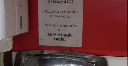 Sklep przypomina, że muzyka nie jest dla klientów. Nieznajomość prawa czy skuteczny trik?