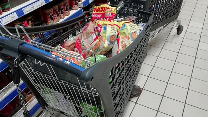 Sieć postawiła na konkurencyjne ceny i promowanie zakupów w czwartek, by przezwyciężyć skutki zakazu handlu w niedziele