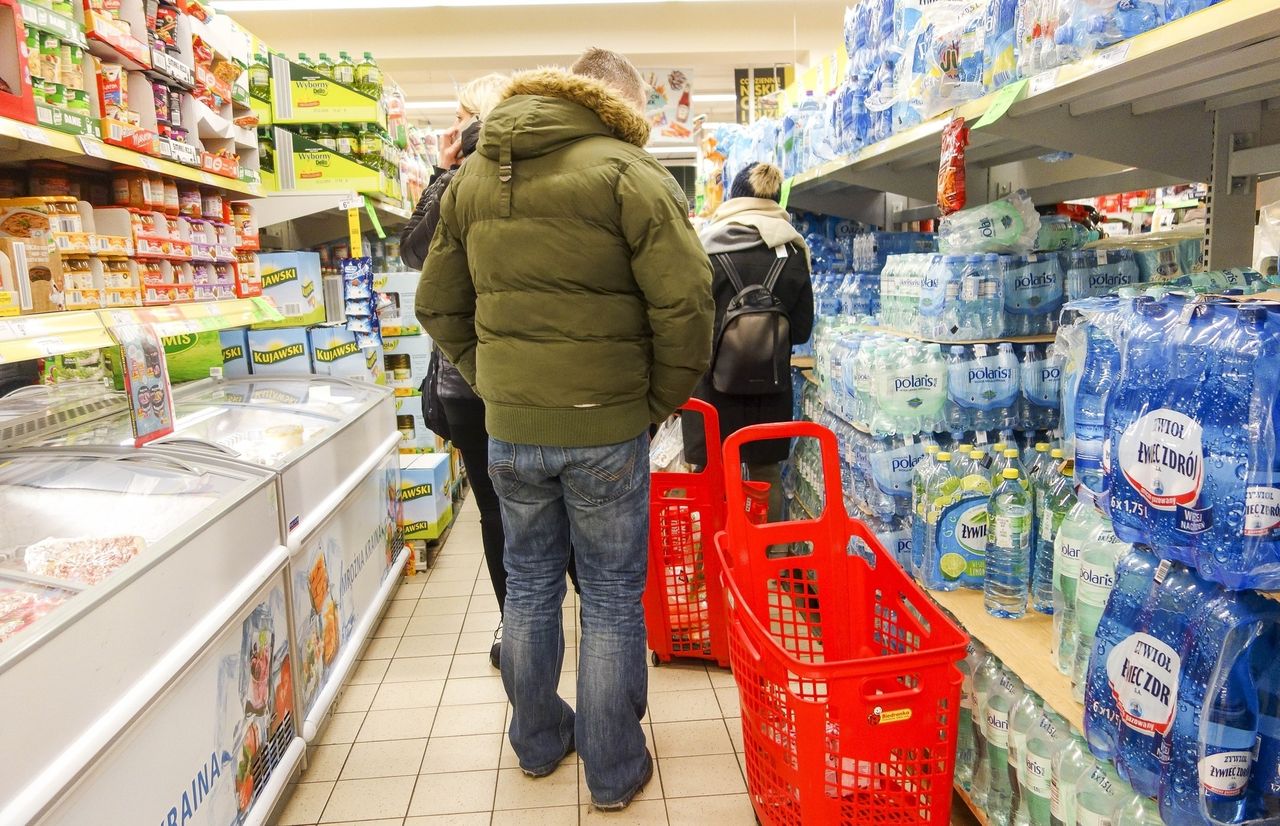 Wydatki Polaków. Dużo na alkohol, mało na gastronomię