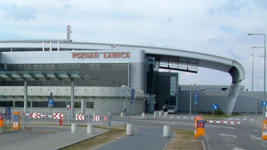 Obcokrajowiec kupił oryginalny ekwadorski paszport w Atenach za 300 euro