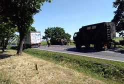Brzozie Lubawskie. Wypadek konwoju wojskowego, dwie osoby trafiły do szpitala
