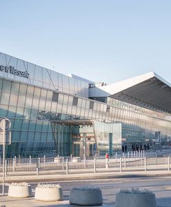 Warszawa. Zbadają temperaturę na lotnisku po przylocie z Włoch i Chin