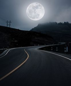 Księżyc Żniwiarzy. W piątek 13 września czeka nas wyjątkowa pełnia. Sprawdź, czym wyróżnia się to zjawisko astronomiczne