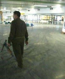 Irak chce odbić lotnisko używając "ludzkich tarcz"