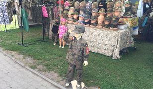 Wojskowe mundury dla dzieci podbijają rynek. Generał: skojarzenia z Koreą Płn.