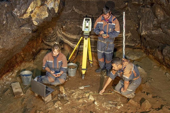 Wybitne odkrycie w Denisowej Jaskini. Pochodzi sprzed 50 tys. lat