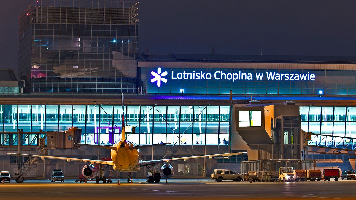 Okęcie obsłużyło w zeszłym roku 17,8 mln pasażerów.