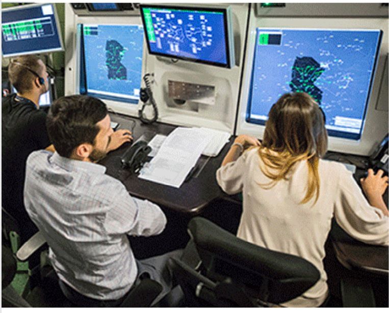 Chcesz być kontrolerem lotniczym? PAŻP wydłuża termin składania wniosków