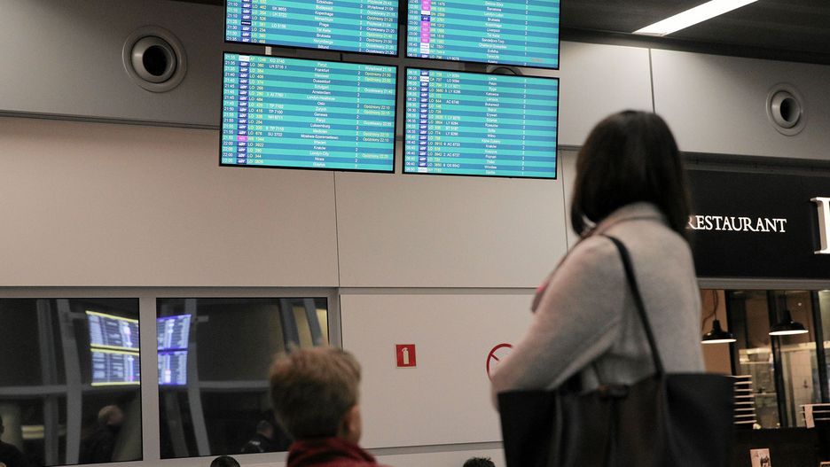 WOŚP 2020. Warszawa. Lotnisko Chopina w tym roku nie wpuszcza wolontariuszy