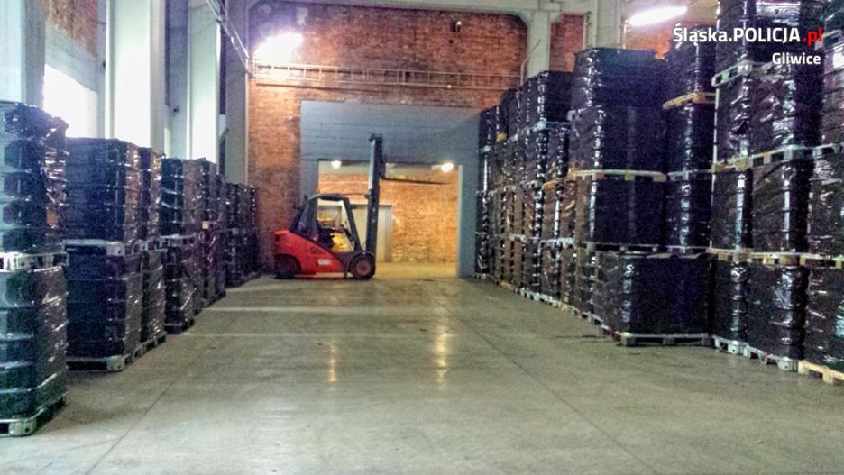 W Gliwicach odkryto nielegalne składowisko odpadów chemicznych