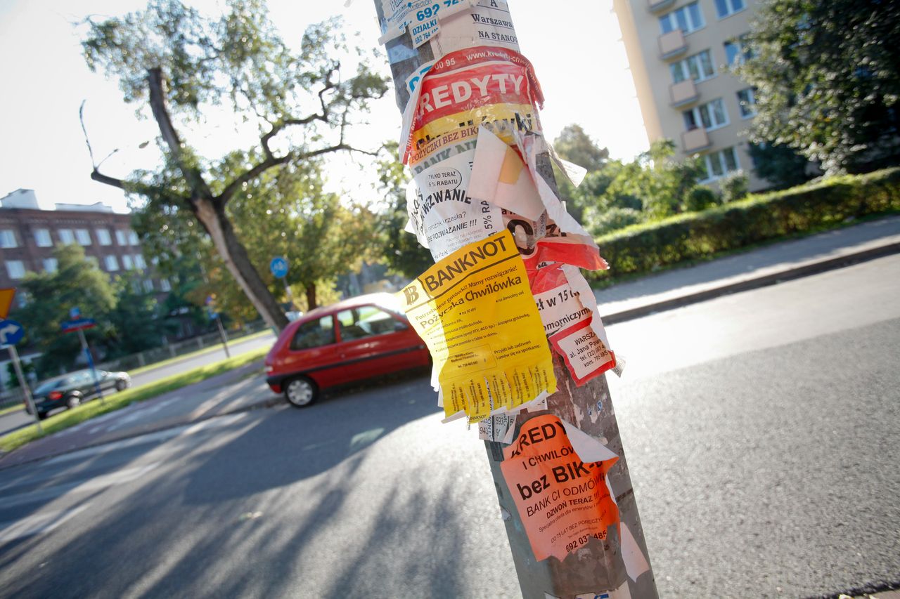 Tarcza antykryzysowa uderza w firmy pożyczkowe. Zyskuje "szara strefa"