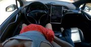 Tesla hitem w serwisie PornHub