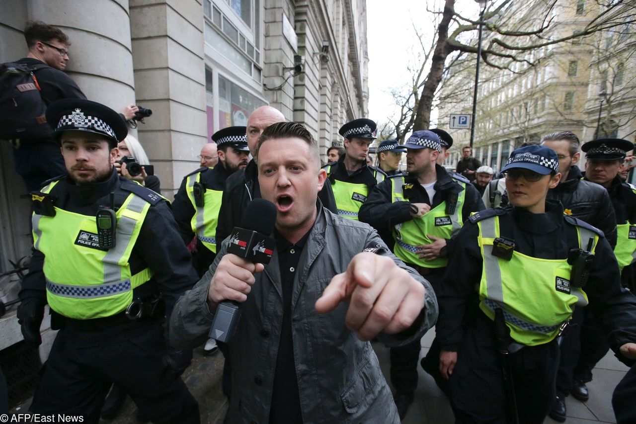 Tommy Robinson wyjdzie z więzienia. Skazano go za relacjonowanie procesu muzułmanów