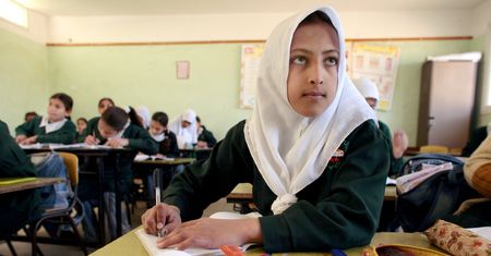 Islamskie książki dla dzieci zachęcają do bicia kobiet, gdy te odmawiają seksu
