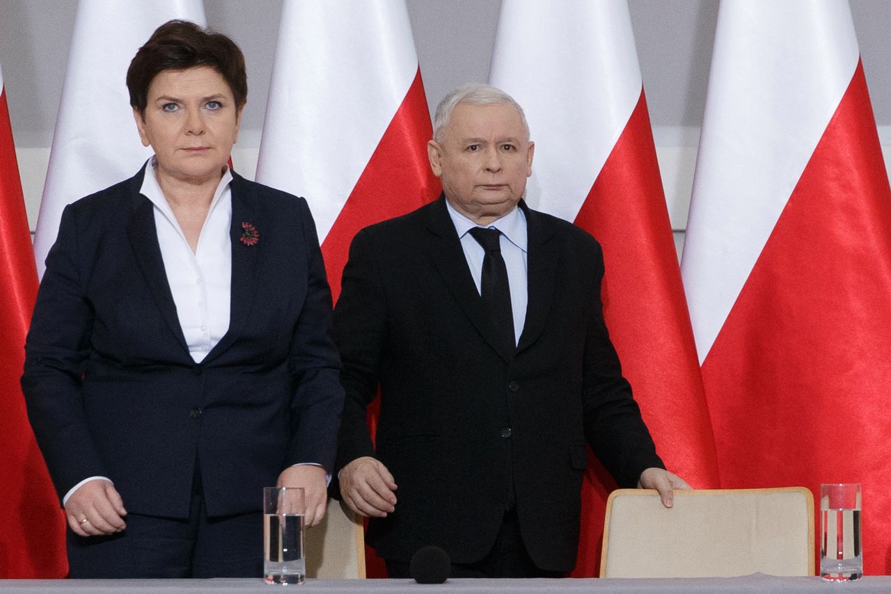 Kaczyński zastąpi Szydło, a Szczerski trafi do MSZ? Interesujące doniesienia prawicowego tygodnika