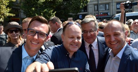 Media w Polsce milczą ws. wulgarnych słów ks. Sowy i polityków PO. Internauci pytają dlaczego?