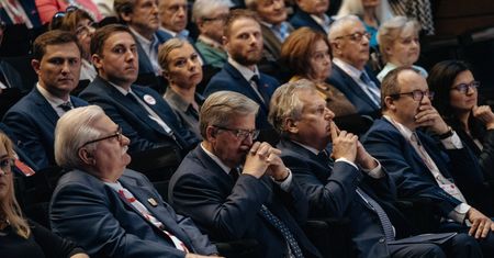 Wybory parlamentarne 2019. Mocny list byłych prezydentów. Stanisław Karczewski reaguje