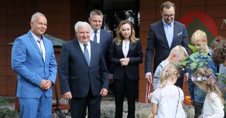 Syn Kazimierza Kujdy pracuje w centrali państwowego banku
