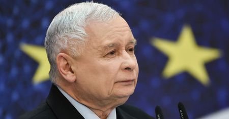 Wiejas: "Kupiłem piwo, włączyłem pornografię. Niech żyje Jarosław Kaczyński" (Opinia)