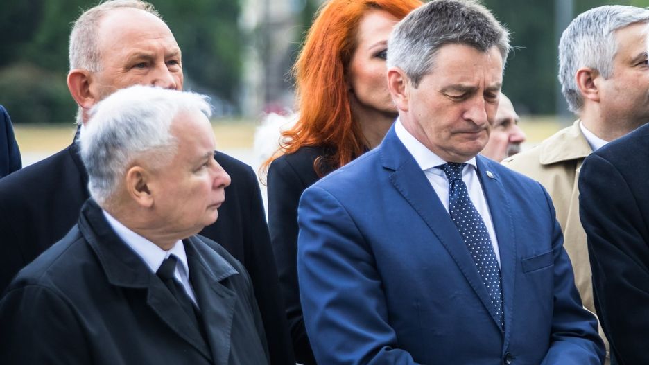 Marek Kuchciński i jego loty. - Brak dymisji będzie strzałem nie w stopę, a w głowę - uważa Jacek Żakowski