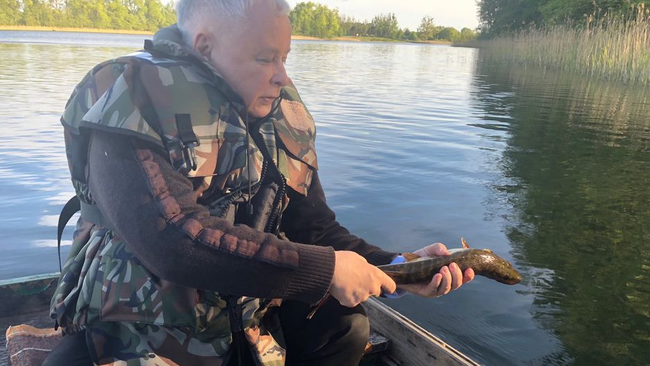 Jarosław Kaczyński na rybach.  