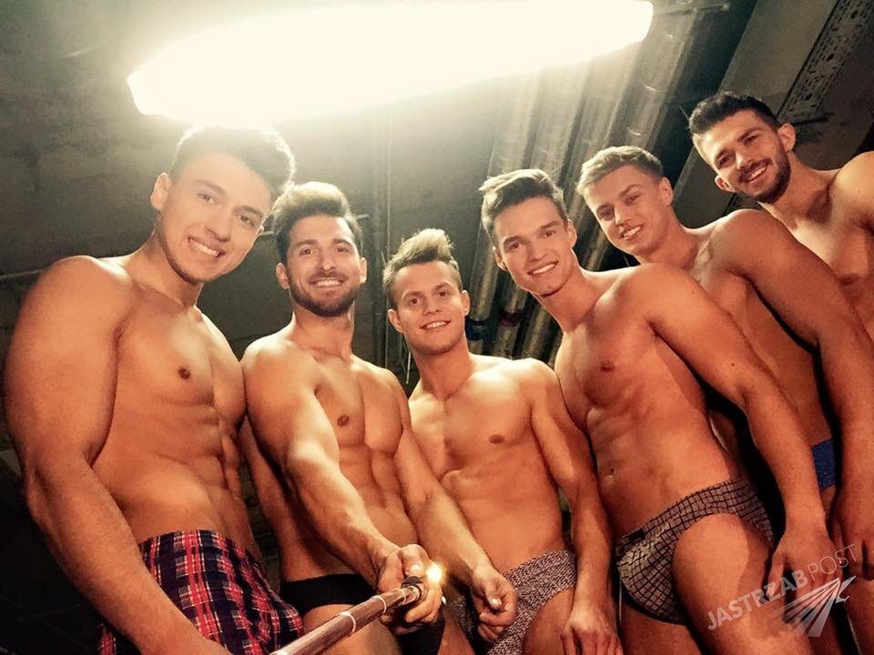 Rafał Maślak i kandydaci do tytułu Mister Polski 2015 podczas sesji dla marki Rossli