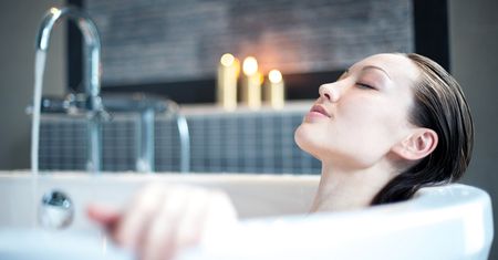 Zamień swoją kąpiel w relaksujące spa