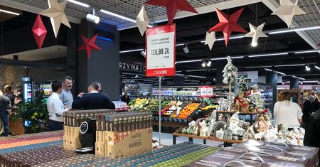 Spar przejmuje Piotra i Pawła. Otwarto pierwszy sklep