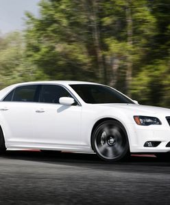 Chrysler 300 SRT8: limuzyna z silnikiem Hemi