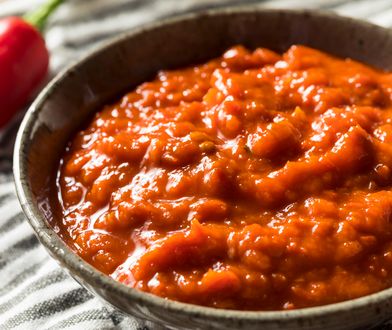 Pasta Harissa na stałe w Lidlu. Uratuje niejedną potrawę