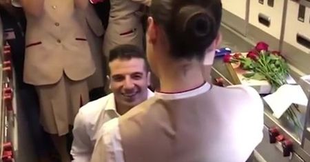 Stewardessa myślała, że to będzie zwykły lot. Na pokładzie czekała niespodzianka