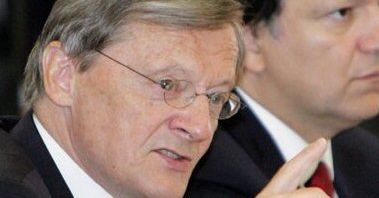 Schluessel: imigranci muszą przestrzegać europejskich wartości