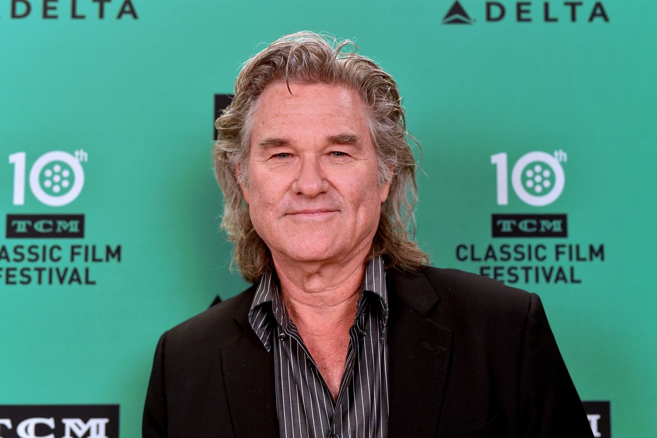 Kurt Russell jest nie do poznania. Zarośnięty aktor dba o formę na rowerze