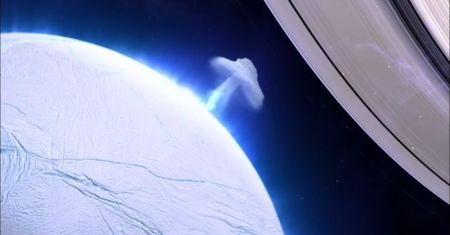 Kosmos. Enceladus atakuje inne księżyce Saturna. Wystrzeliwuje ogromne ilości lodu