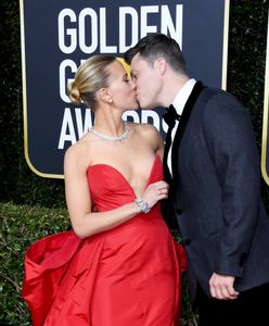 Rozpromieniona Scarlett Johansson na gali Złotych Globów. Nie szczędziła ukochanemu czułości