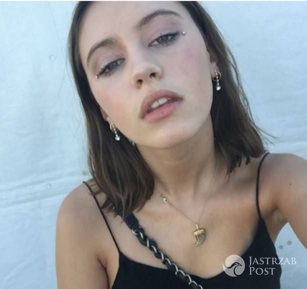 Iris Law podpisała kontrakt z Chanel